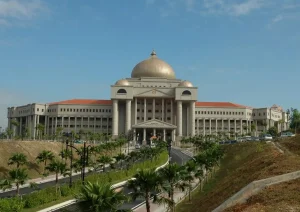 Mahkamah Mahkamah